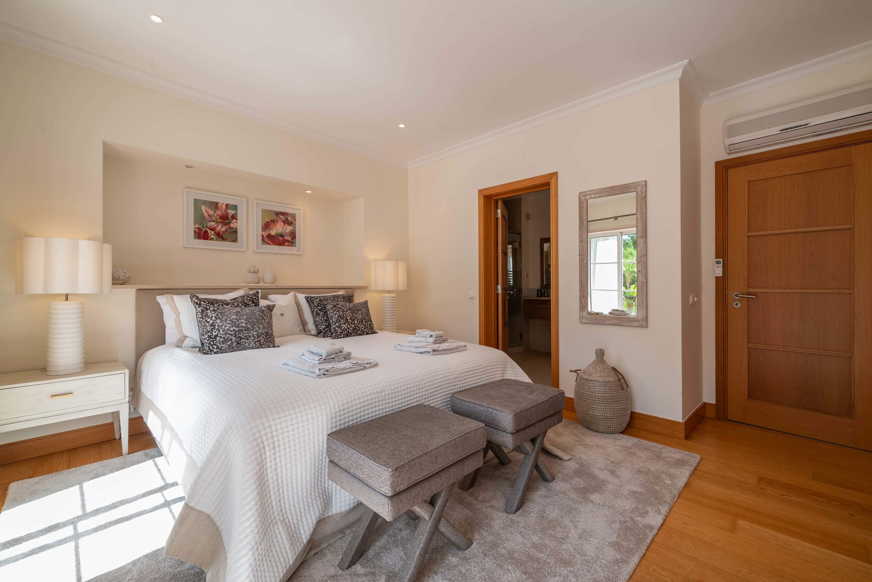 The Lemon Tree at Palmyra, 4 bedroom villa in Vila Sol, Algarve